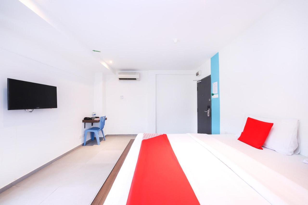 Super Oyo 246 Link Inn Джохор-Бару Экстерьер фото