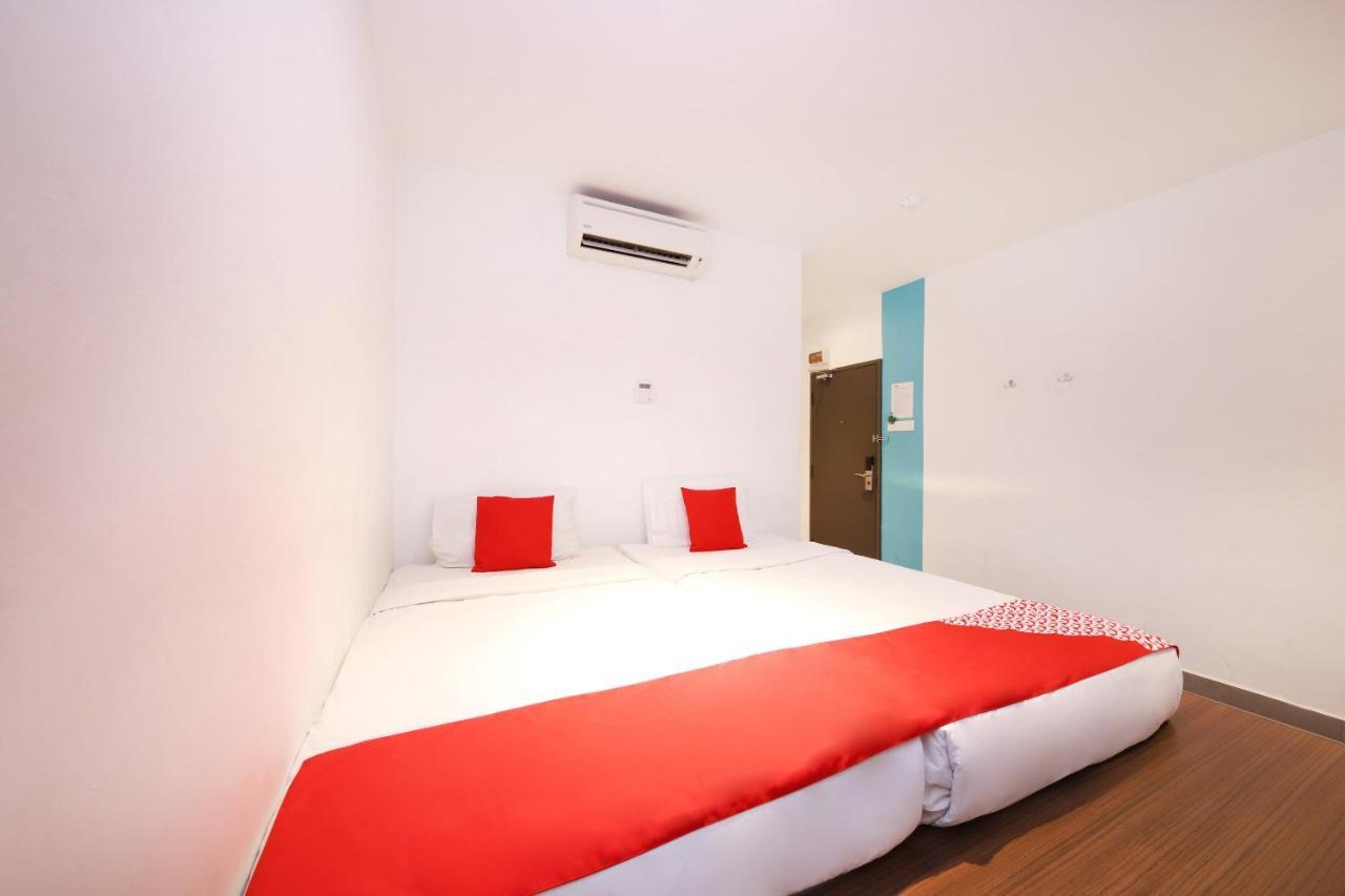 Super Oyo 246 Link Inn Джохор-Бару Экстерьер фото