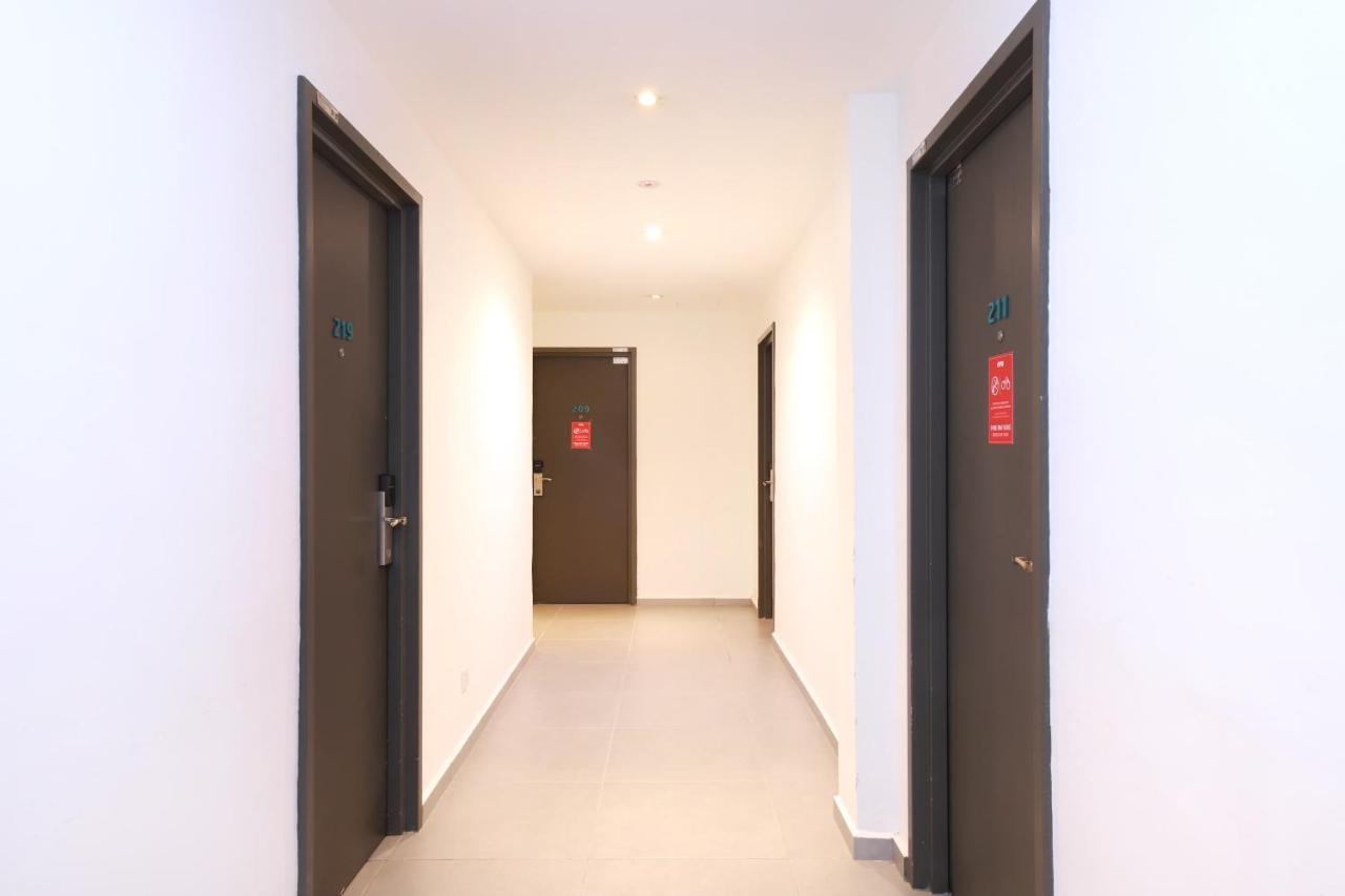 Super Oyo 246 Link Inn Джохор-Бару Экстерьер фото