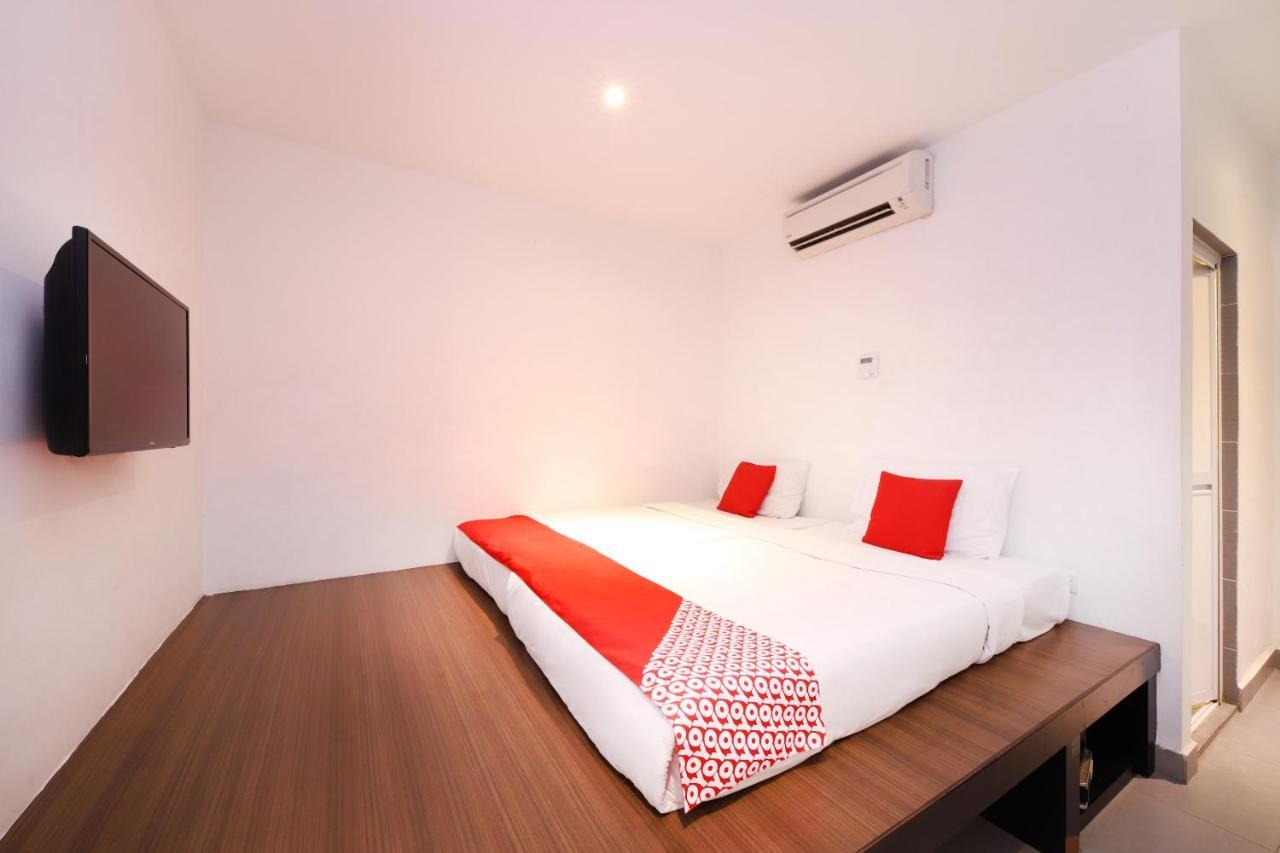 Super Oyo 246 Link Inn Джохор-Бару Экстерьер фото