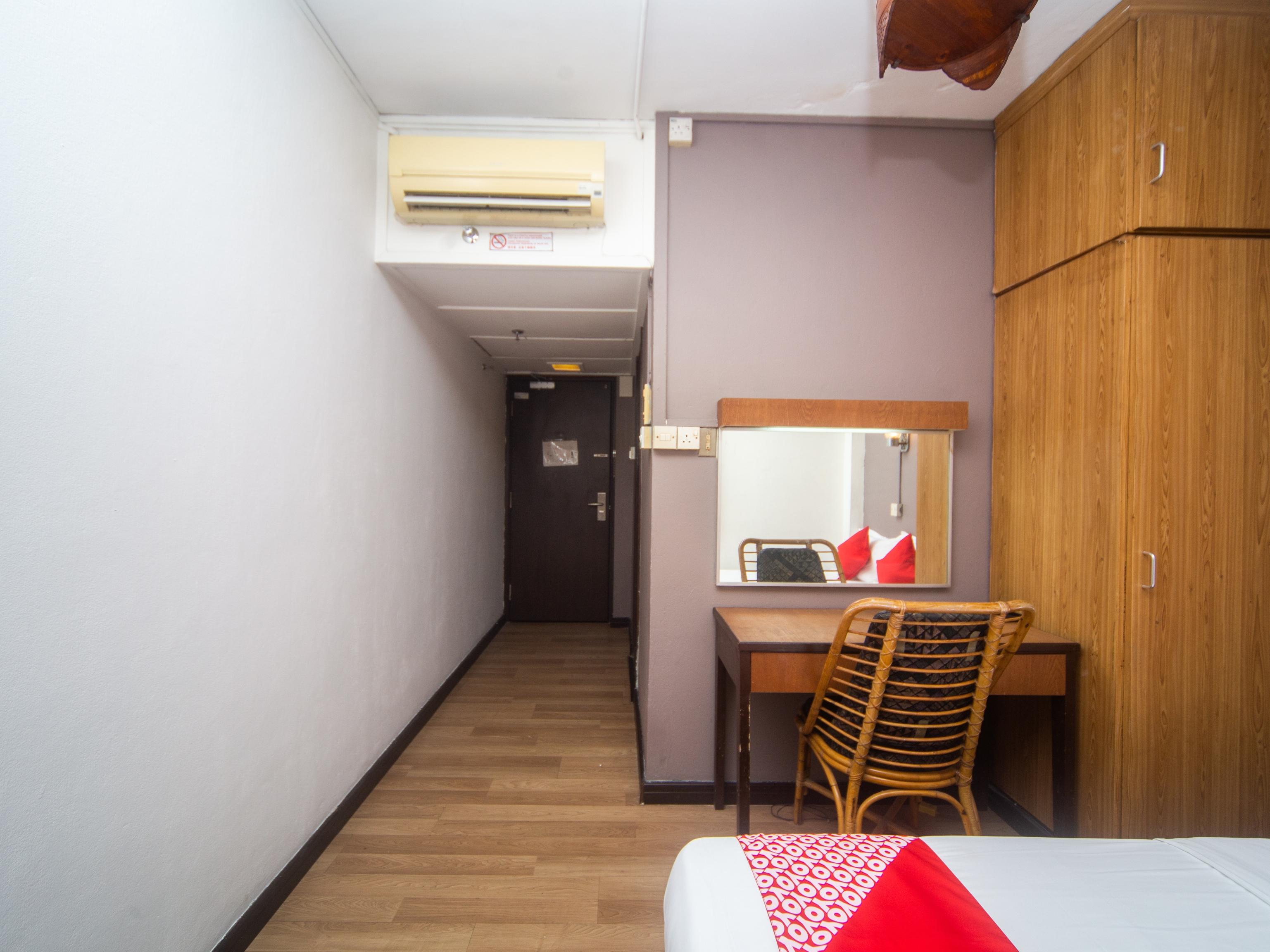 Super Oyo 246 Link Inn Джохор-Бару Экстерьер фото