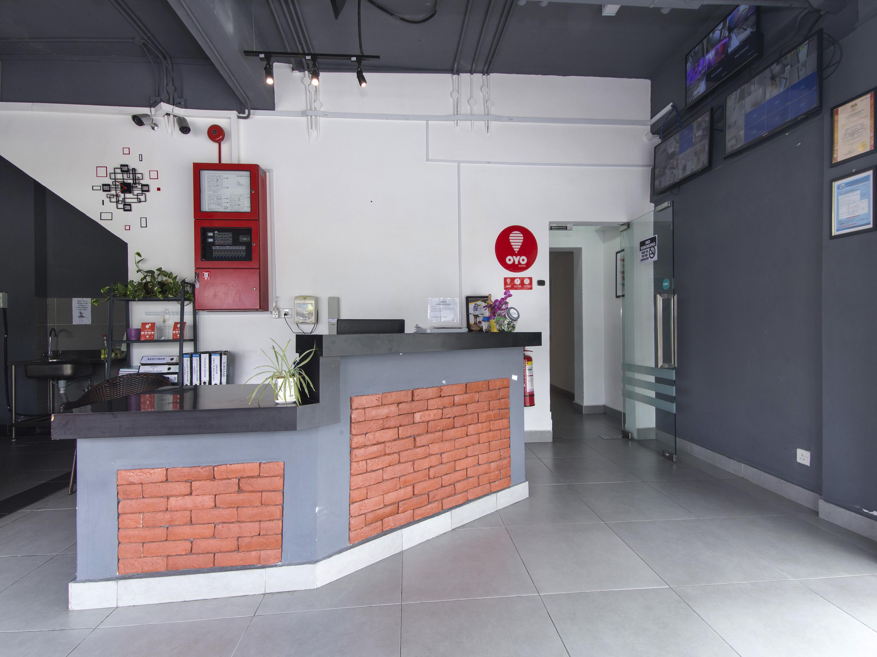 Super Oyo 246 Link Inn Джохор-Бару Экстерьер фото