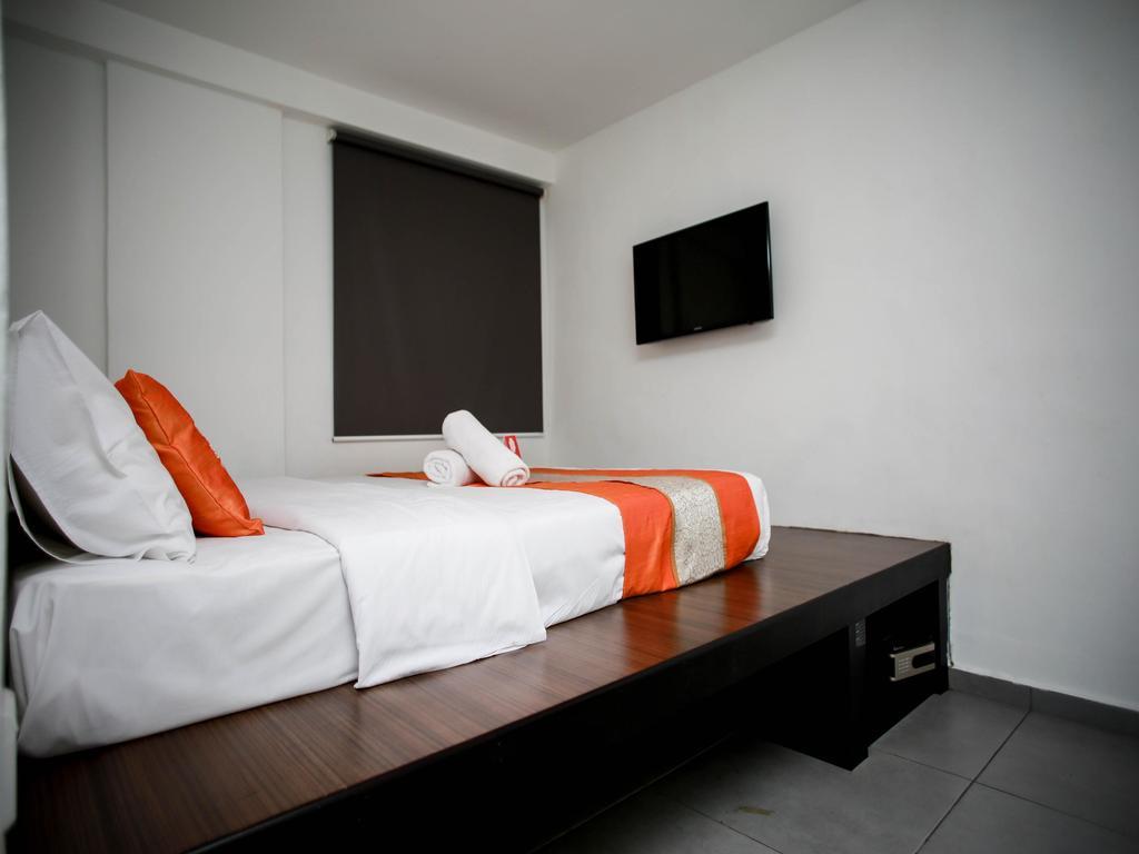 Super Oyo 246 Link Inn Джохор-Бару Экстерьер фото